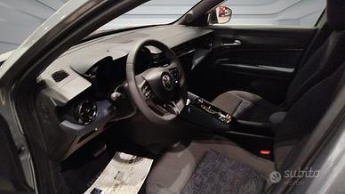 ALFA ROMEO Junior 1.2 145 CV Hybrid eDCT6