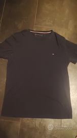 t-shirt uomo  Tommy Hilfiger taglia XL 