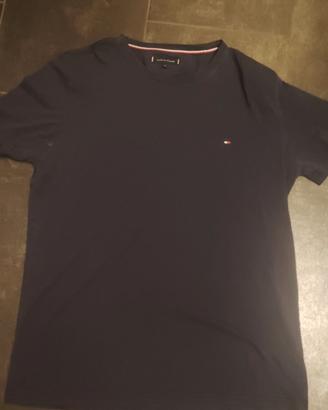 t-shirt uomo  Tommy Hilfiger taglia XL 