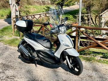 Scooter  Beverly 350 ST