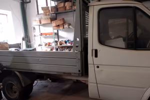  Ford transit con cassone