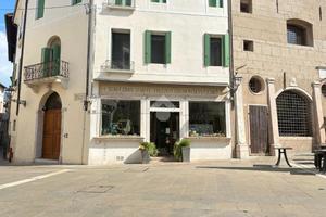 NEGOZIO A BASSANO DEL GRAPPA