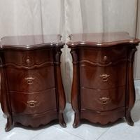 2 comodini in legno massello 