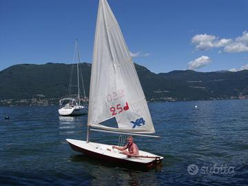 Deriva a vela singola tipo Laser – 4,20 m