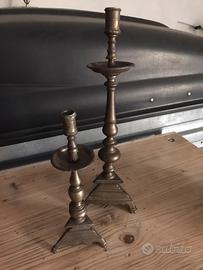 Candelabri in ottone massiccio.
