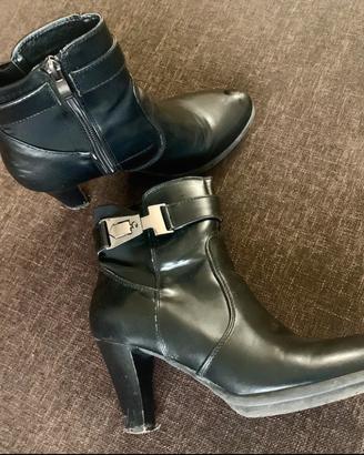 Stivaletti neri donna n 36 tacco 8 con plateau