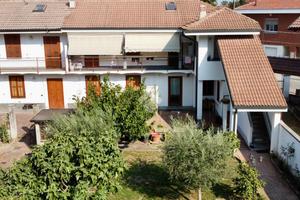 CASA SEMINDIPENDENTE A VINOVO