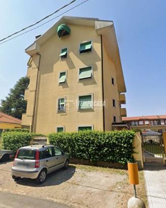 APPARTAMENTO DI 170 METRI CON BOX DI 40 METRI