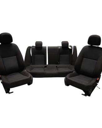 Tappezzeria Opel Insigna 2.0 Diesel del 2015