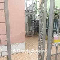 APPARTAMENTO CON PICCOLA CORTE