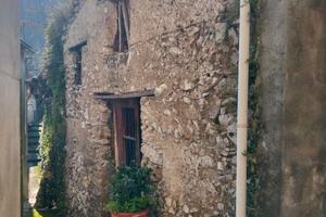 Cantina e terreno Casavitagliano