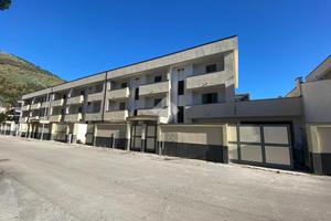 VILLA A SCHIERA A SANTA MARIA A VICO