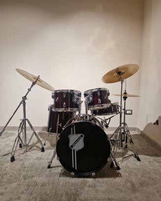 Batteria  Millenium Focus 18 Drum Bundle Red