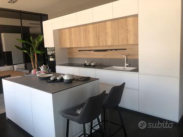 Cucina nuova dal nostro magazzino SVENDITA