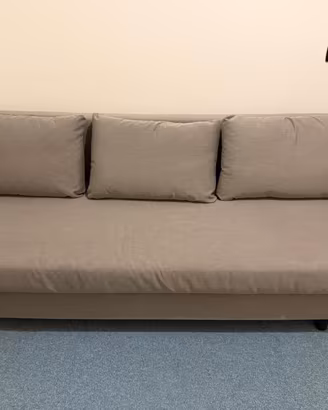 divano letto Ikea con contenitore