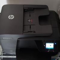 Stampante multifunzione HP Officejet Pro 8715