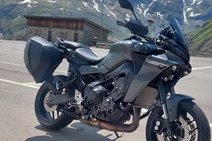 YAMAHA TRACER 9