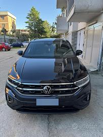Volkswagen T-Roc R line