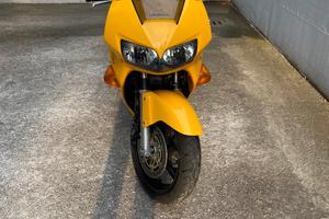 Honda vfr800