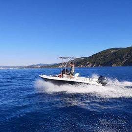 Barca e motore