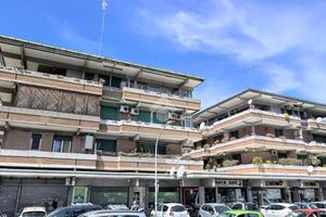 2 LOCALI A ROMA