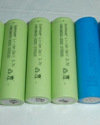 lotto pz. 6 Batterie ricaricabili ioni litio 18650
