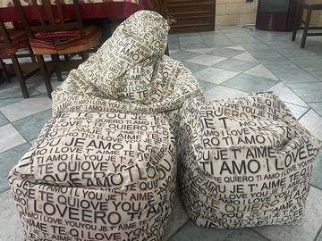 Poltrona e pouf a sacco