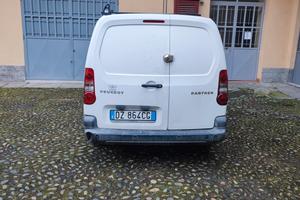 Peugeot partner lounge