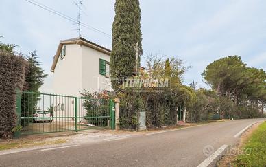 VILLA INDIPENDENTE CON VISTA PANORAMICA