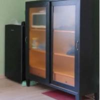 Mobile credenza nera in legno massiccio