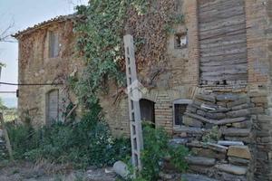 CASA SEMINDIPENDENTE A CANNARA