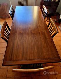 Tavolo grande + sedie