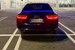Audi A8 ,4.2 TDI V8,351Cv  Bi TURBO .