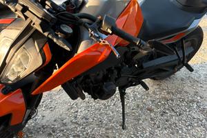 Ktm duke 790 2019 depotenziato a libretto