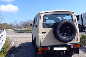 Suzuki  SJ 410 restaurato