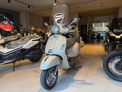 Piaggio Vespa 310 GTS hpe