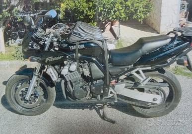 Yamaha Fazer 600