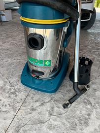 Aspirapolvere e aspira liquidi