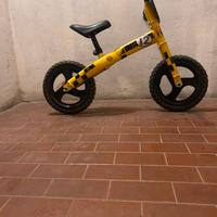 Bicicletta senza pedali Chicco - IDEA NATALE