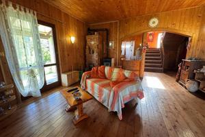 Casa indipendente di 150 m² con 5 locali e box aut