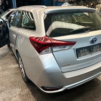 Ricambi Toyota Auris HYBRID ver. E180