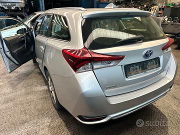 Ricambi Toyota Auris HYBRID ver. E180