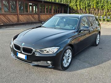 BMW 320d Touring automatica