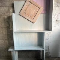 mobile con mensole da design e scultorio
