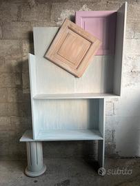 mobile con mensole da design e scultorio