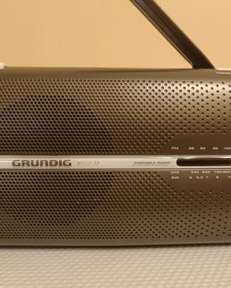Radio portatile analogica GRUNDIG NUOVA