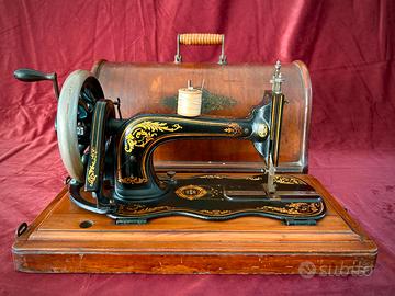 Macchina da cucire Singer violino 12k 1885