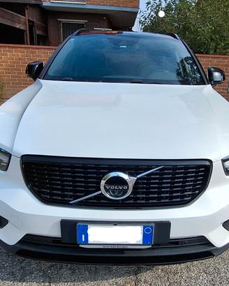 AUTO VOLVO XC40  R-DESIGN D4 AWD AUTOMATICA