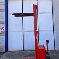 Carrello elevatore elettrico LINDE L12