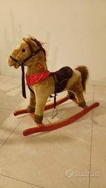 Cavallo a dondolo